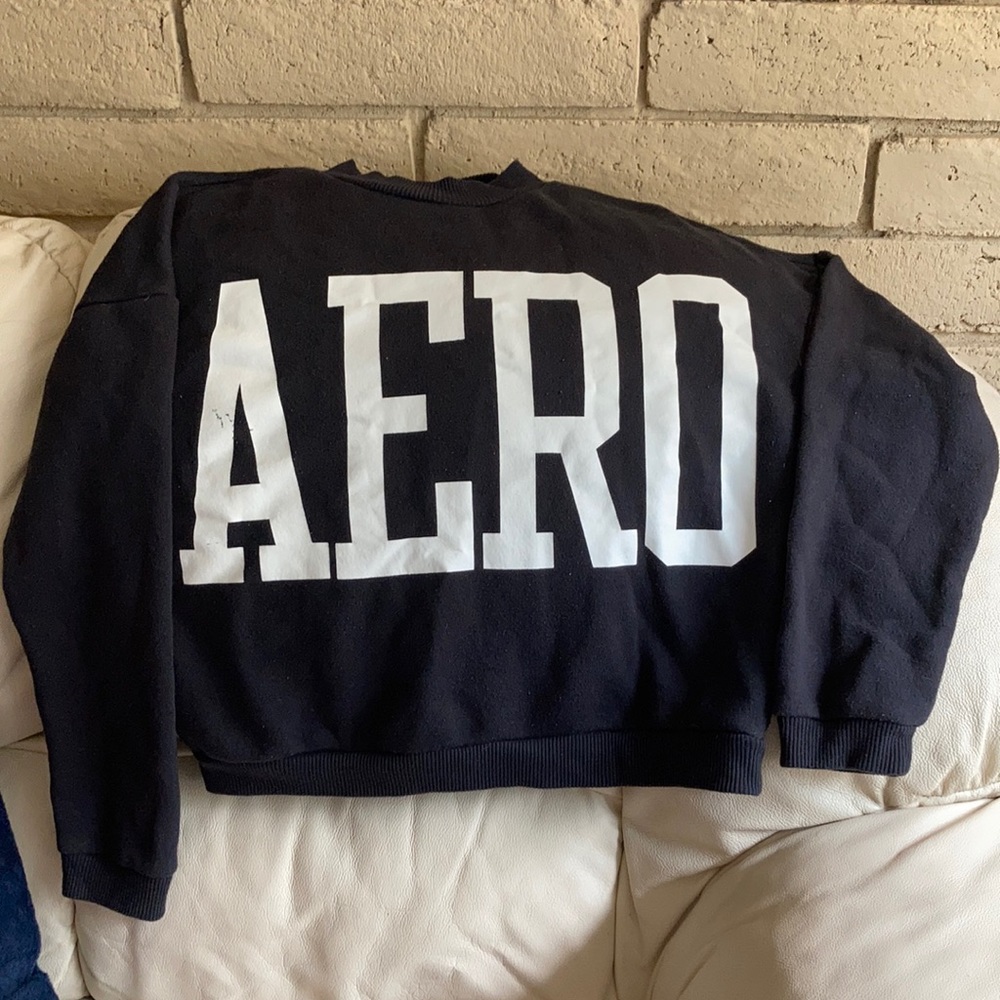 Aero pullover sweater, large